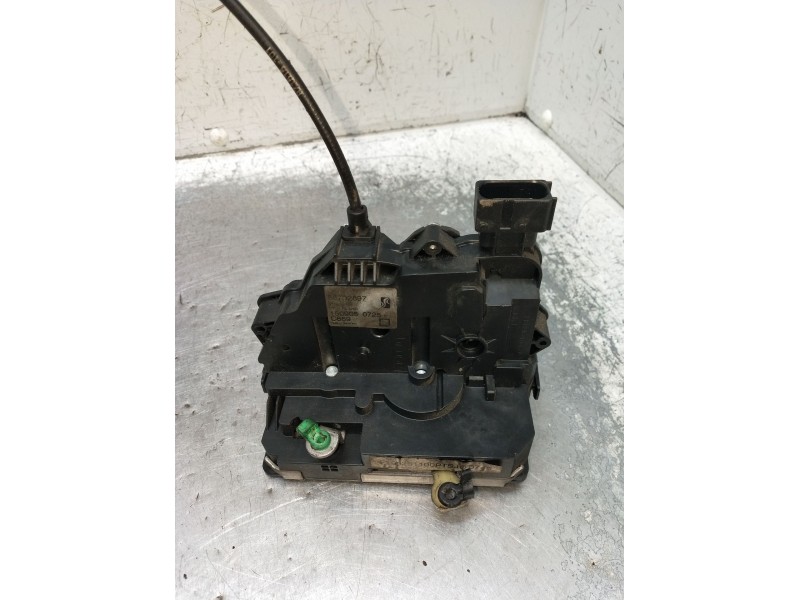 Recambio de motor cierre centralizado delantero izquierdo para fiat grande punto (199_) 1.4 (199axb1a) referencia OEM IAM 150905