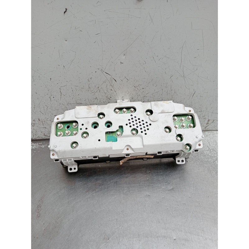 Recambio de cuadro instrumentos para toyota corolla (_e11_) 1.4 16v (zze111_) referencia OEM IAM 2573202801 8380002390A 2000