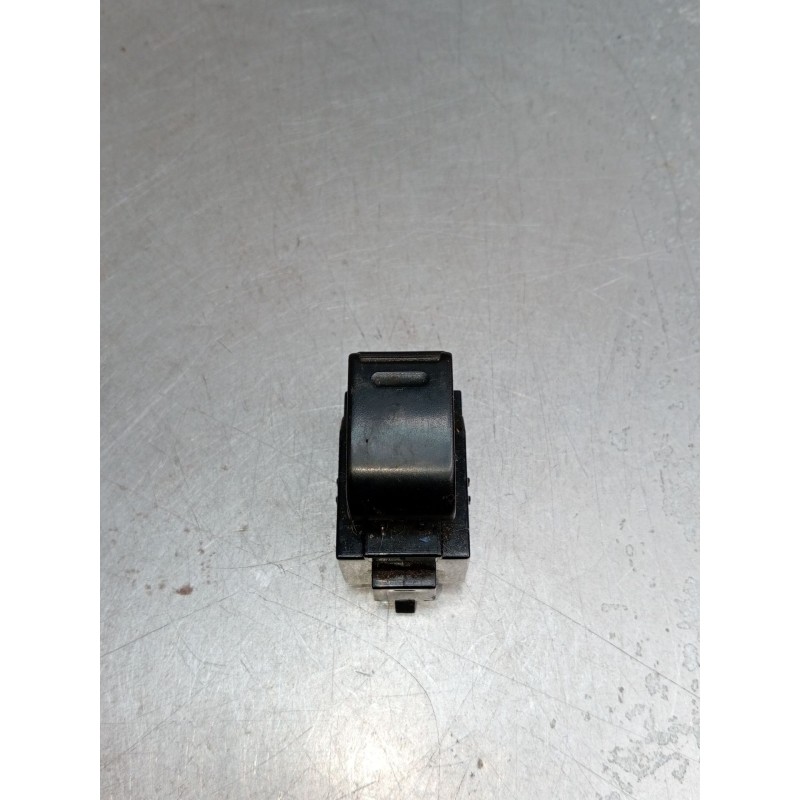 Recambio de mando elevalunas delantero derecho para toyota corolla (_e11_) 1.4 16v (zze111_) referencia OEM IAM   2000 5P