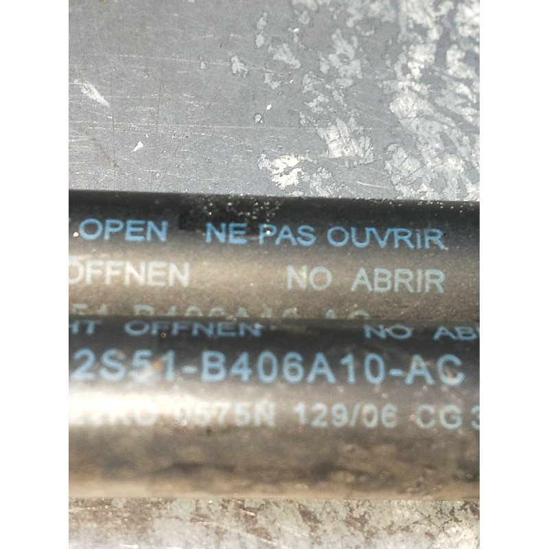 Recambio de amortiguadores maletero / porton para ford fiesta v (jh_, jd_) 1.6 tdci referencia OEM IAM 2651B406A10AC  2005
