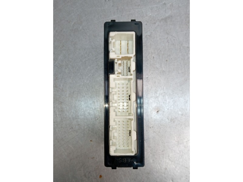 Recambio de modulo electronico para mazda mx-5 (nc) 1.8 roadster coupe active+ (93kw) referencia OEM IAM NE85675DZD X1T42085H8 2