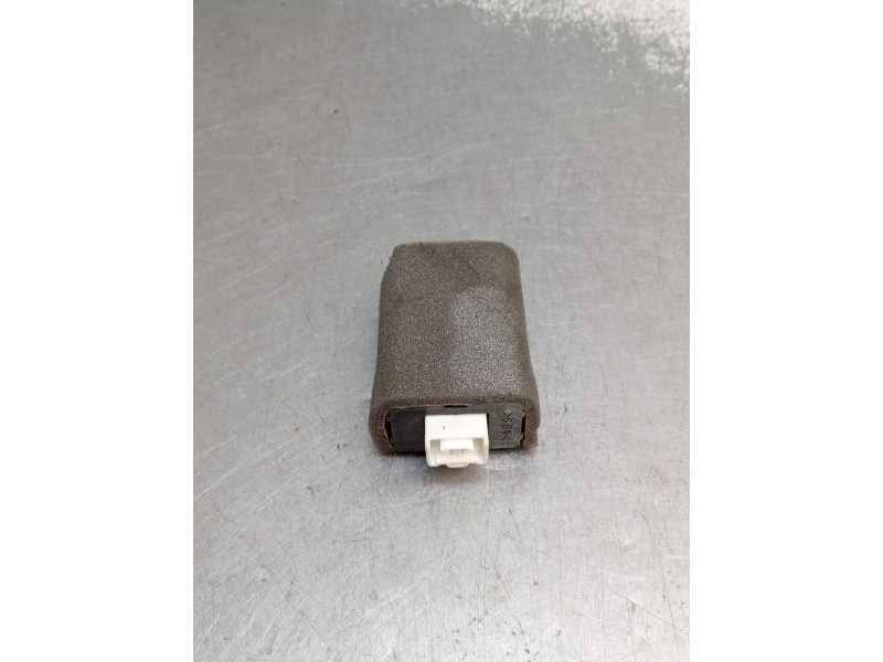 Recambio de modulo electronico para mazda mx-5 (nc) 1.8 roadster coupe active+ (93kw) referencia OEM IAM NE99675R0B X1T52375 200