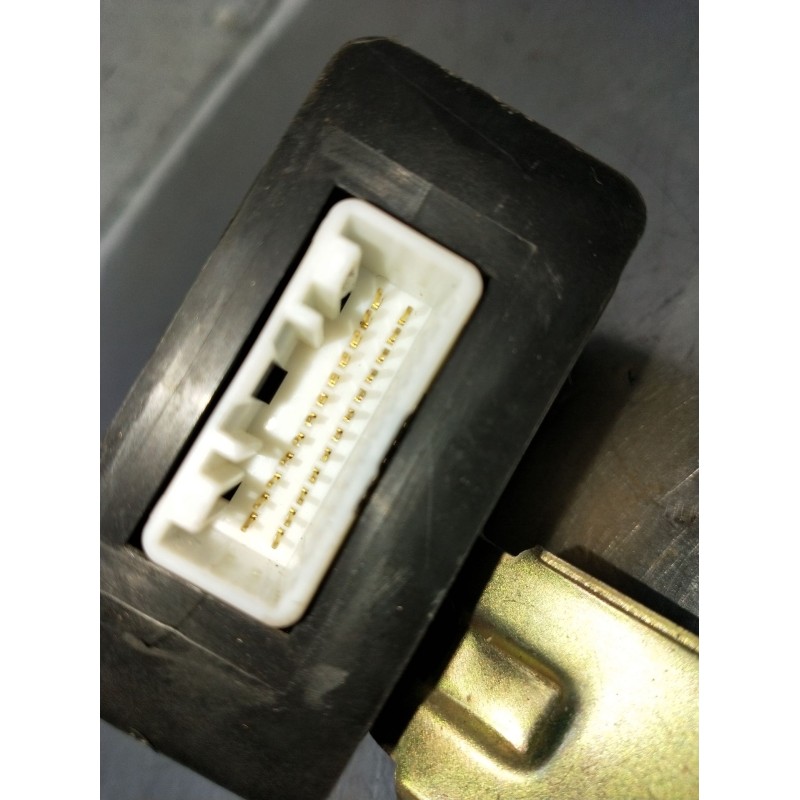 Recambio de modulo electronico para toyota avensis sedán (_t25_) 2.0 d-4d (cdt250_) referencia OEM IAM 8996005020 4YS97064724 35