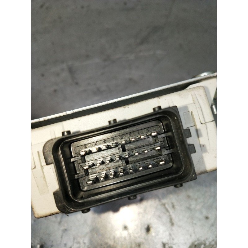 Recambio de modulo electronico para toyota avensis sedán (_t25_) 2.0 d-4d (cdt250_) referencia OEM IAM 8594005020  2003