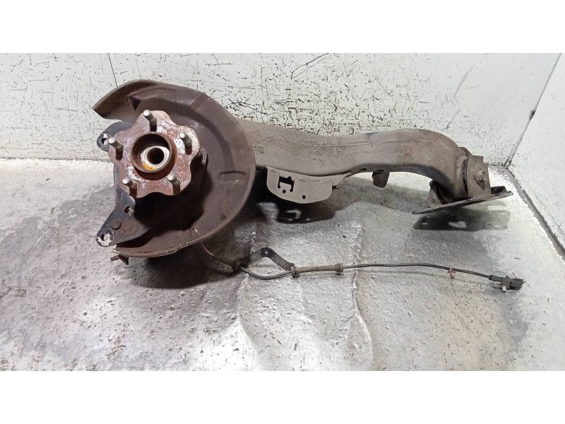 Recambio de mangueta trasera izquierda para nissan x-trail (t32) acenta referencia OEM IAM   