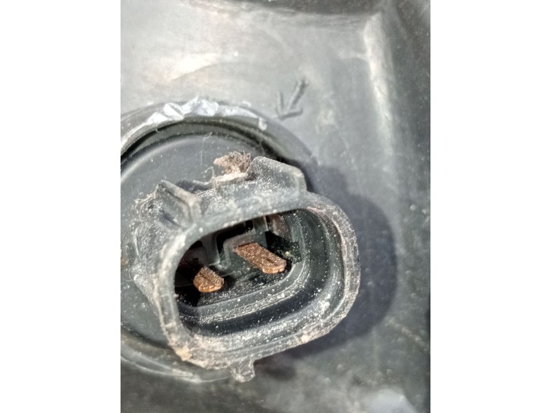 Recambio de faro derecho para toyota corolla (_e11_) 1.4 16v (zze111_) referencia OEM IAM   2000