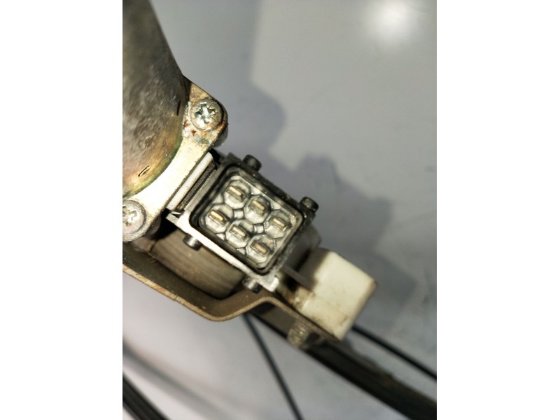 Recambio de elevalunas delantero derecho para saab 9-3 station wagon (e50) 1.9 tid referencia OEM IAM  5P 2005