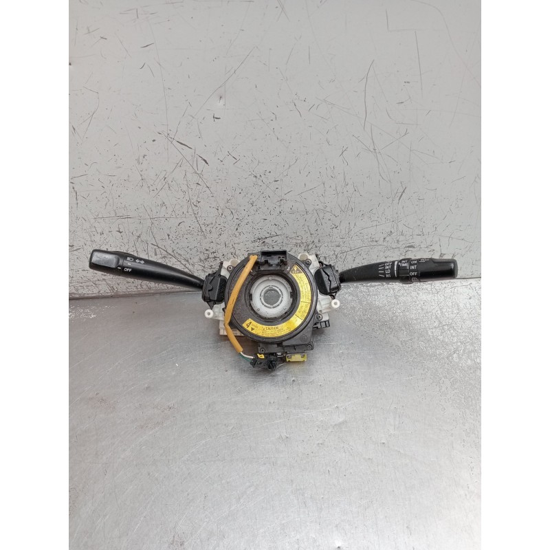 Recambio de mando luces para toyota corolla (_e11_) 1.4 16v (zze111_) referencia OEM IAM 17A089D  2000