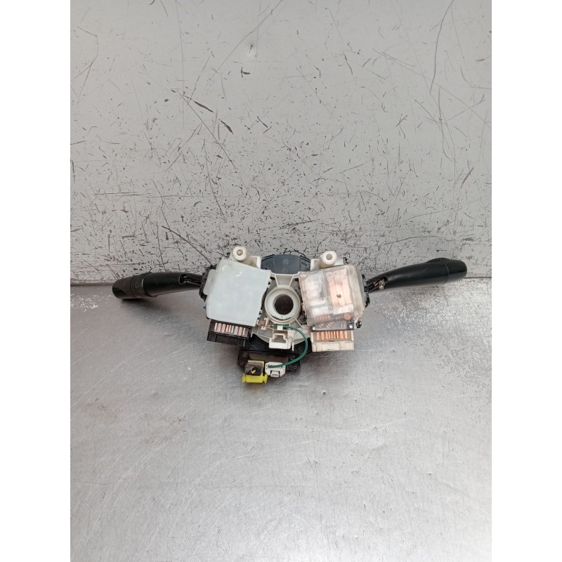 Recambio de mando luces para toyota corolla (_e11_) 1.4 16v (zze111_) referencia OEM IAM 17A089D  2000