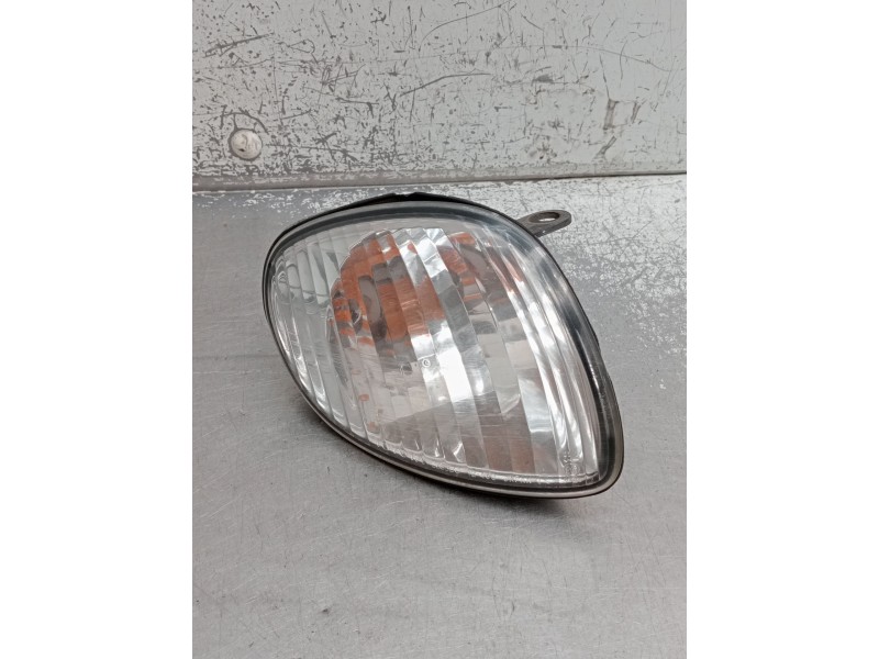 Recambio de faro antiniebla derecho para toyota corolla (_e11_) 1.4 16v (zze111_) referencia OEM IAM   2000