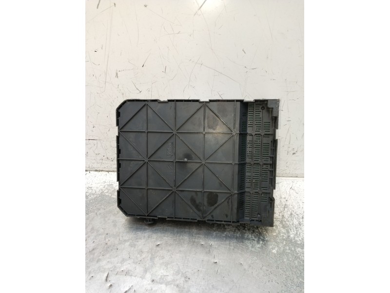 Recambio de caja reles / fusibles para peugeot 308 i (4a_, 4c_) 1.4 16v referencia OEM IAM 9663798180 BSI2004P0200 VER FOTOS