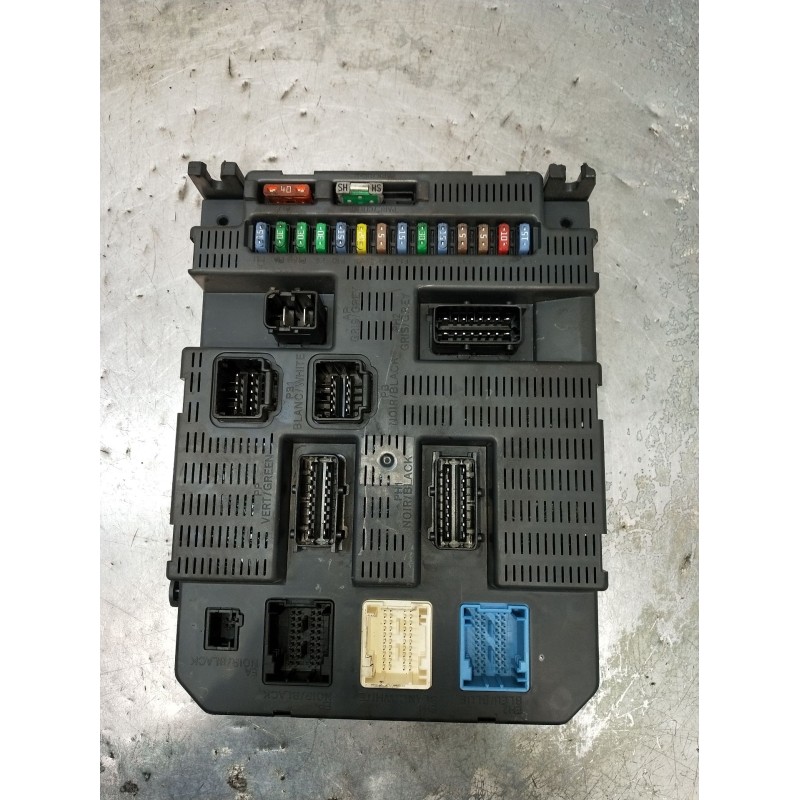 Recambio de caja reles / fusibles para peugeot 308 i (4a_, 4c_) 1.4 16v referencia OEM IAM 9663798180 BSI2004P0200 VER FOTOS