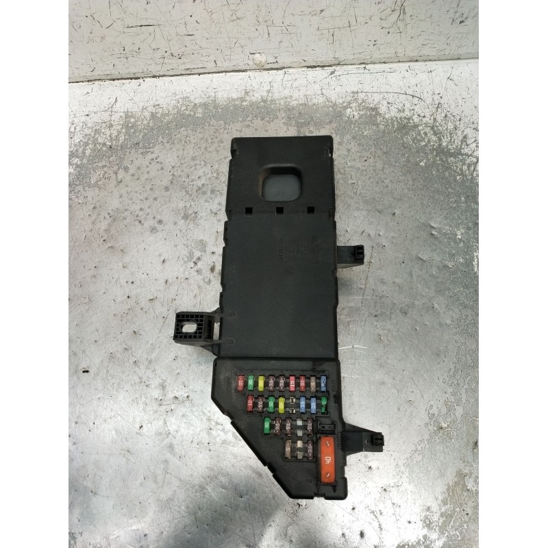 Recambio de caja reles / fusibles para saab 9-3 station wagon (e50) 1.9 tid referencia OEM IAM 12760595 SC718810500 A6U5A0101108
