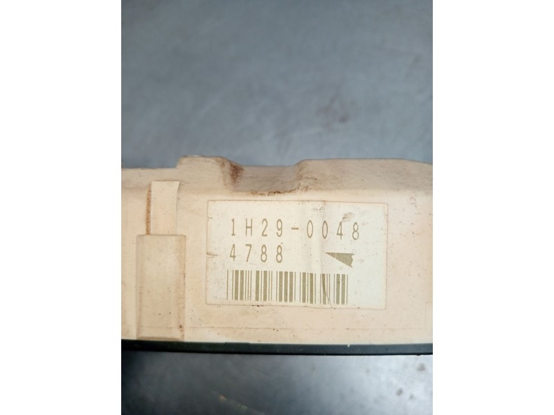 Recambio de caja reles / fusibles para toyota corolla (_e11_) 1.4 16v (zze111_) referencia OEM IAM 1H290048  2000