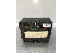 Recambio de caja reles / fusibles para ford fiesta v (jh_, jd_) 1.6 tdci referencia OEM IAM 6S6T14401HCD EE01E11730507000 2005 2