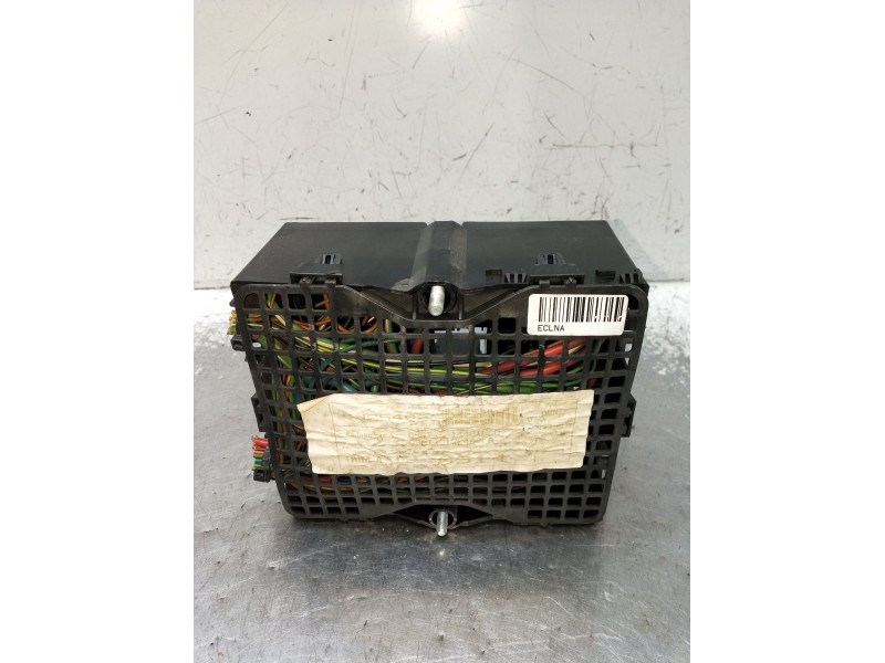 Recambio de caja reles / fusibles para ford fiesta v (jh_, jd_) 1.6 tdci referencia OEM IAM 6S6T14401HCD EE01E11730507000 2005