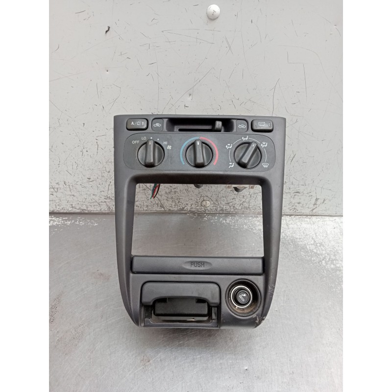 Recambio de mando calefaccion / aire acondicionado para toyota corolla (_e11_) 1.4 16v (zze111_) referencia OEM IAM 0532160212 1