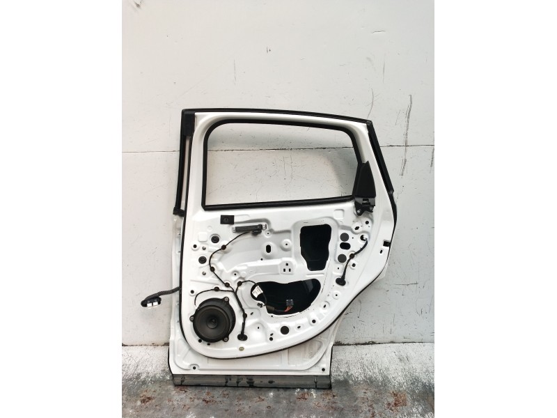 Recambio de puerta trasera derecha para renault arkana i (lcm_, ldn_) 1.6 e-tech 145 (ldmu) referencia OEM IAM VER FOTOS 5P 2020