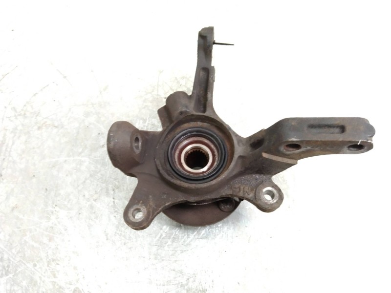 Recambio de mangueta delantera izquierda para nissan micra (k11) 1.0 16v cat referencia OEM IAM   