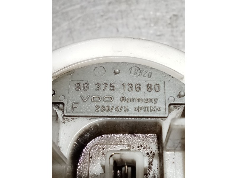 Recambio de bomba combustible para citroën saxo (s0, s1) 1.4 vts referencia OEM IAM   