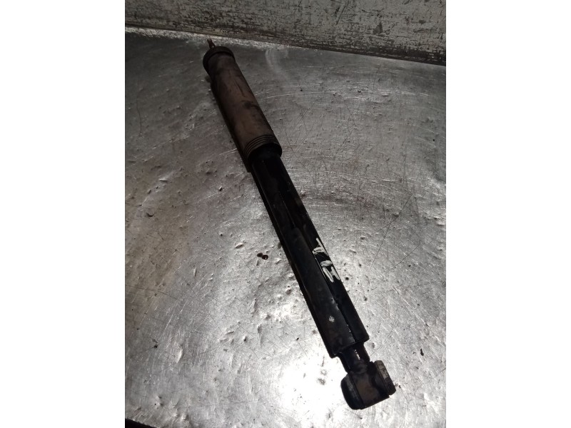 Recambio de amortiguador trasero izquierdo para mercedes-benz clk (c208) clk 320 (208.365) referencia OEM IAM   97