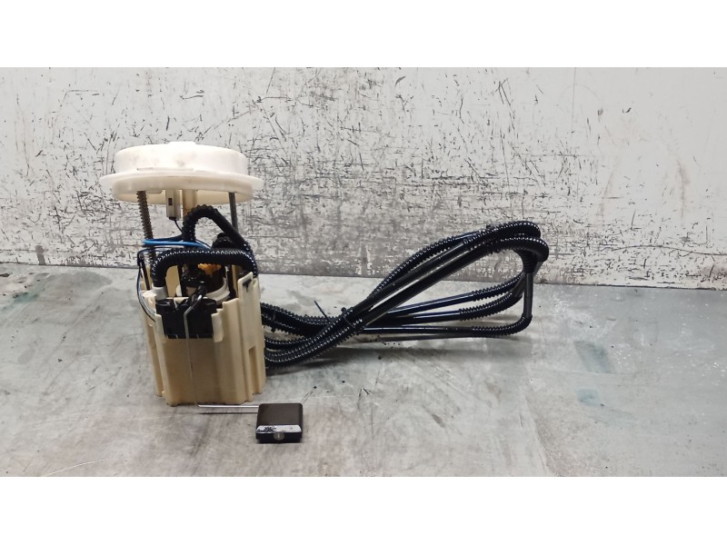 Recambio de bomba combustible para mercedes-benz clase glk (x204) 220 cdi 4-matic (204.984, 204.997) referencia OEM IAM A2044702