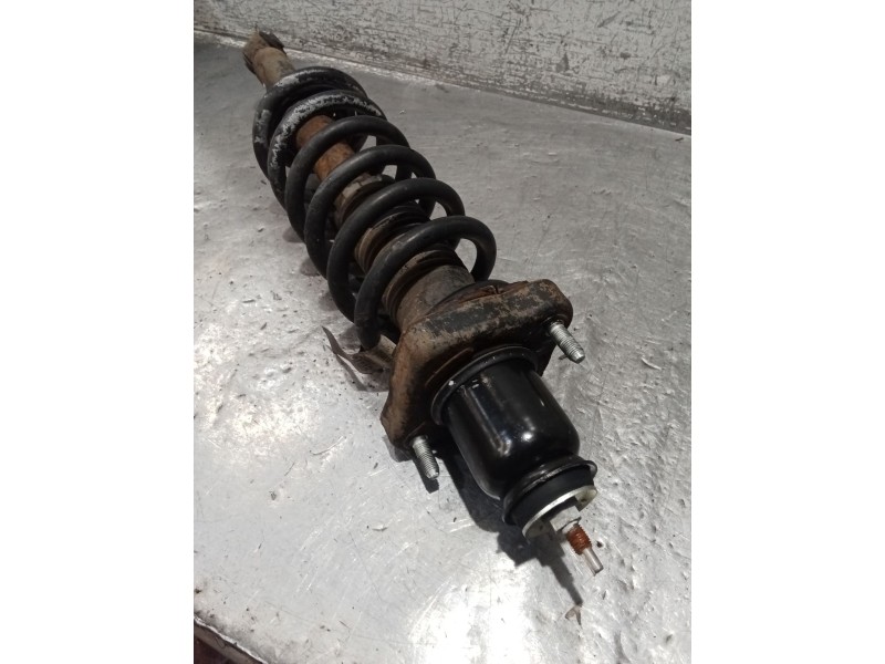 Recambio de amortiguador trasero izquierdo para dodge journey se referencia OEM IAM   