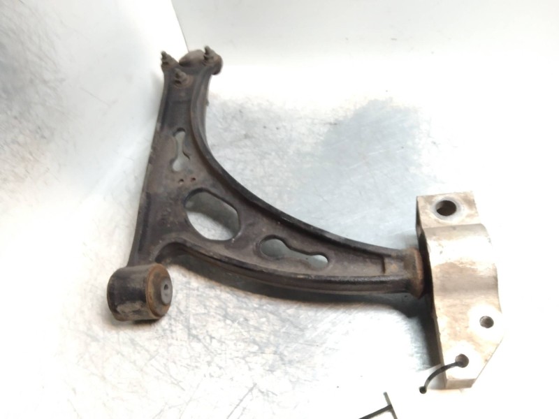 Recambio de brazo suspension inferior delantero izquierdo para seat leon (1p1) 1.9 tdi referencia OEM IAM   