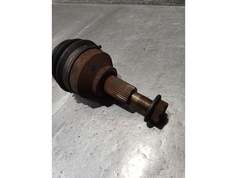 Recambio de transmision delantera derecha para dodge journey se referencia OEM IAM   