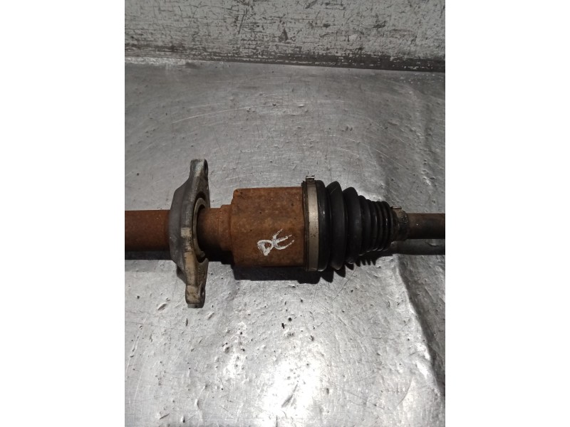 Recambio de transmision delantera derecha para dodge journey se referencia OEM IAM   