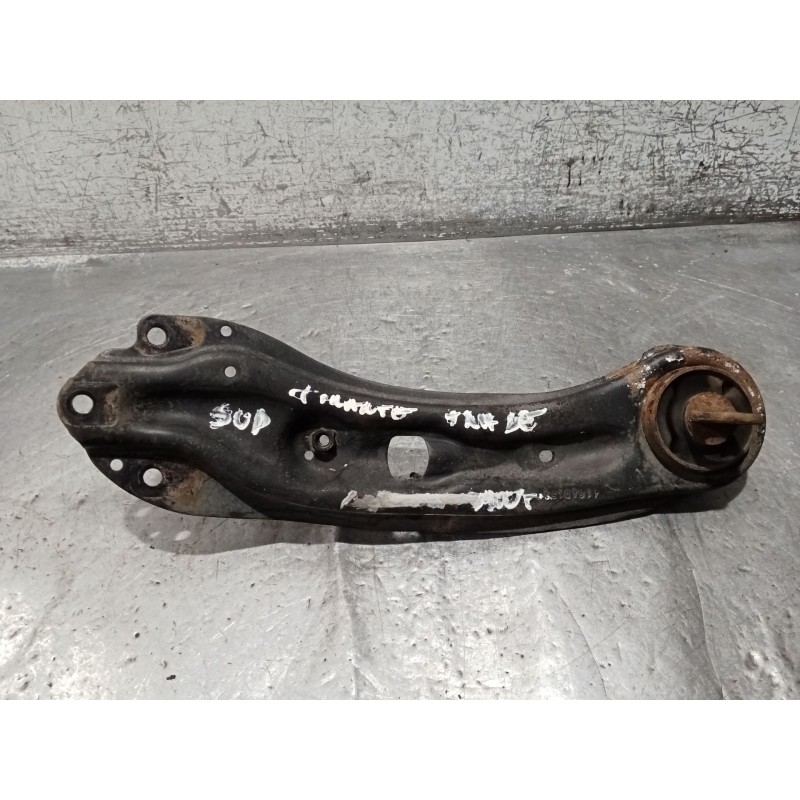 Recambio de brazo suspension superior trasero derecho para dodge journey se referencia OEM IAM   ANTERIOR