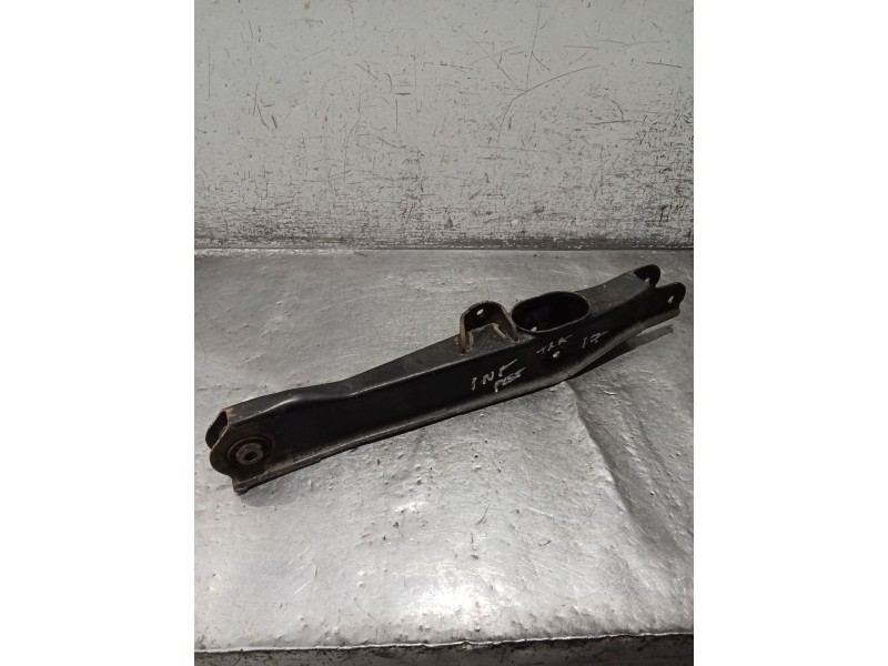 Recambio de brazo suspension inferior trasero izquierdo para dodge journey se referencia OEM IAM   POSTERIOR