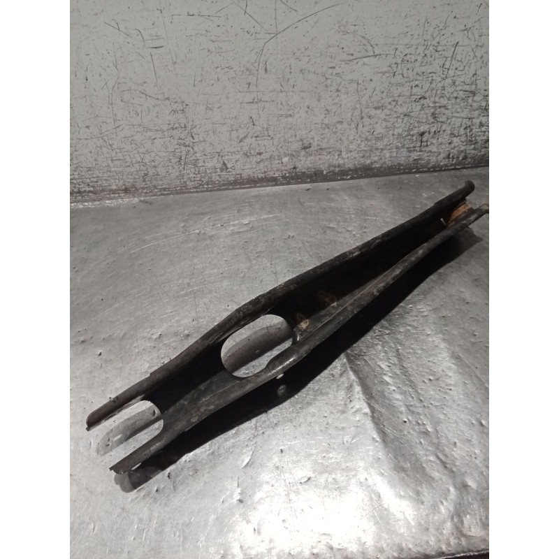 Recambio de brazo suspension inferior trasero izquierdo para dodge journey se referencia OEM IAM   POSTERIOR