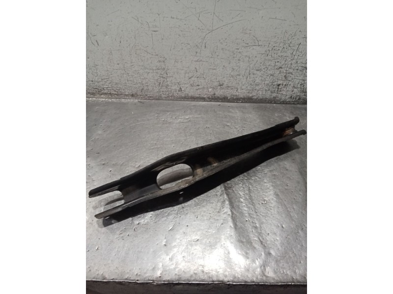 Recambio de brazo suspension inferior trasero derecho para dodge journey se referencia OEM IAM   POSTERIOR