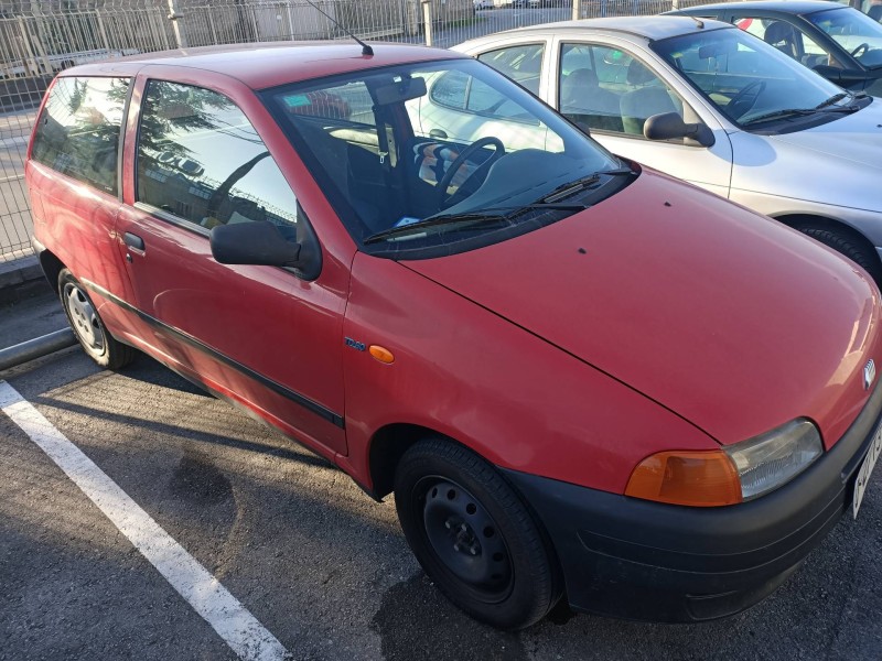 fiat punto berlina (176) del año 1999