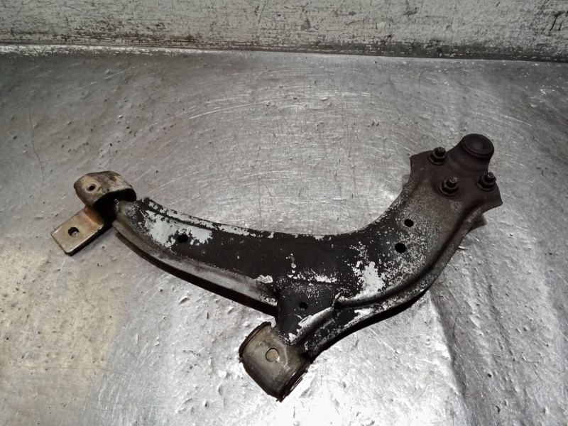Recambio de brazo suspension inferior delantero derecho para citroën xsara (n1) 1.6 16v referencia OEM IAM   