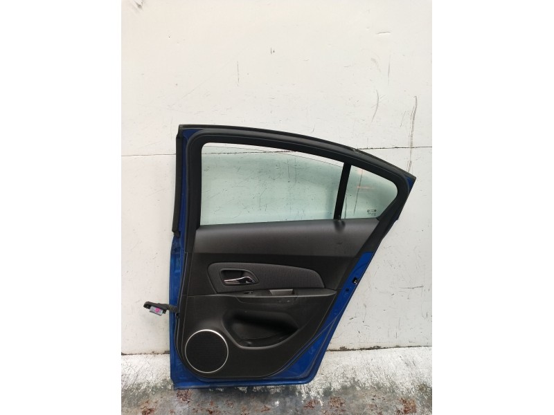 Recambio de puerta trasera derecha para chevrolet cruze (j300) 1.8 referencia OEM IAM  4P 2009