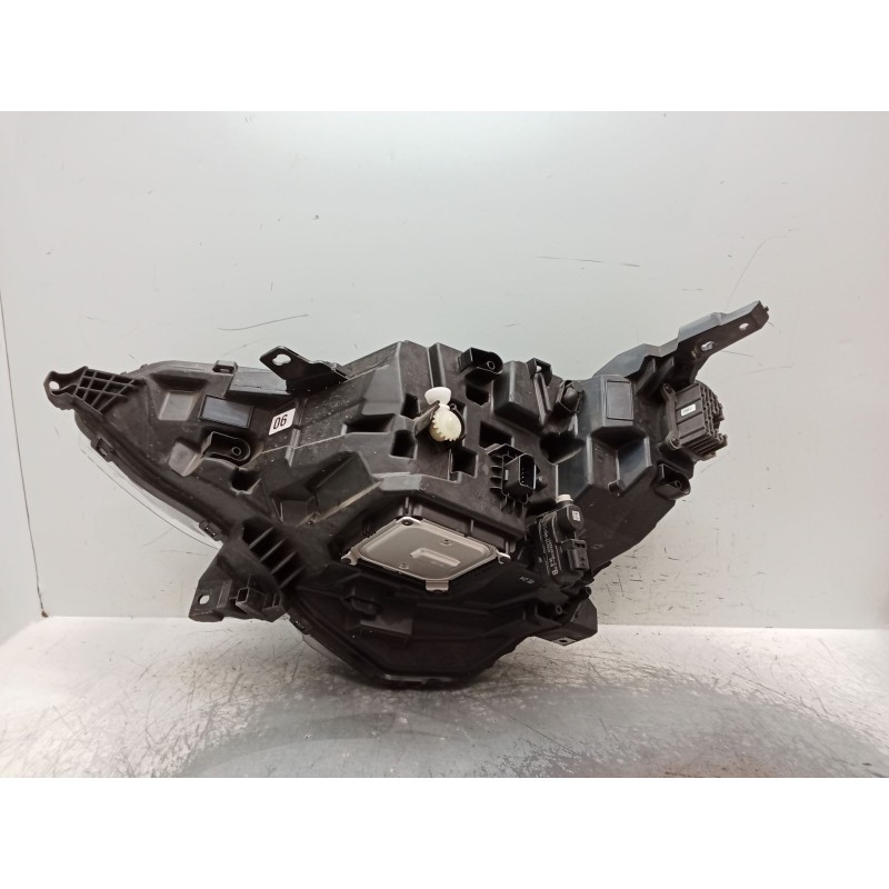 Recambio de faro derecho para renault arkana i (lcm_, ldn_) 1.6 e-tech 145 (ldmu) referencia OEM IAM 260107780R  
