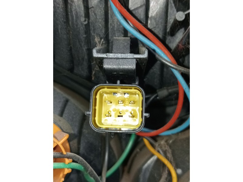 Recambio de piloto trasero derecho para toyota corolla (_e11_) 1.4 16v (zze111_) referencia OEM IAM   2000