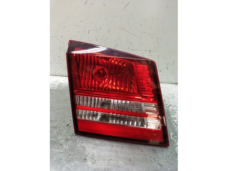 Recambio de piloto trasero izquierdo interior para dodge journey se referencia OEM IAM 04806369AB BL05BD7896 2009