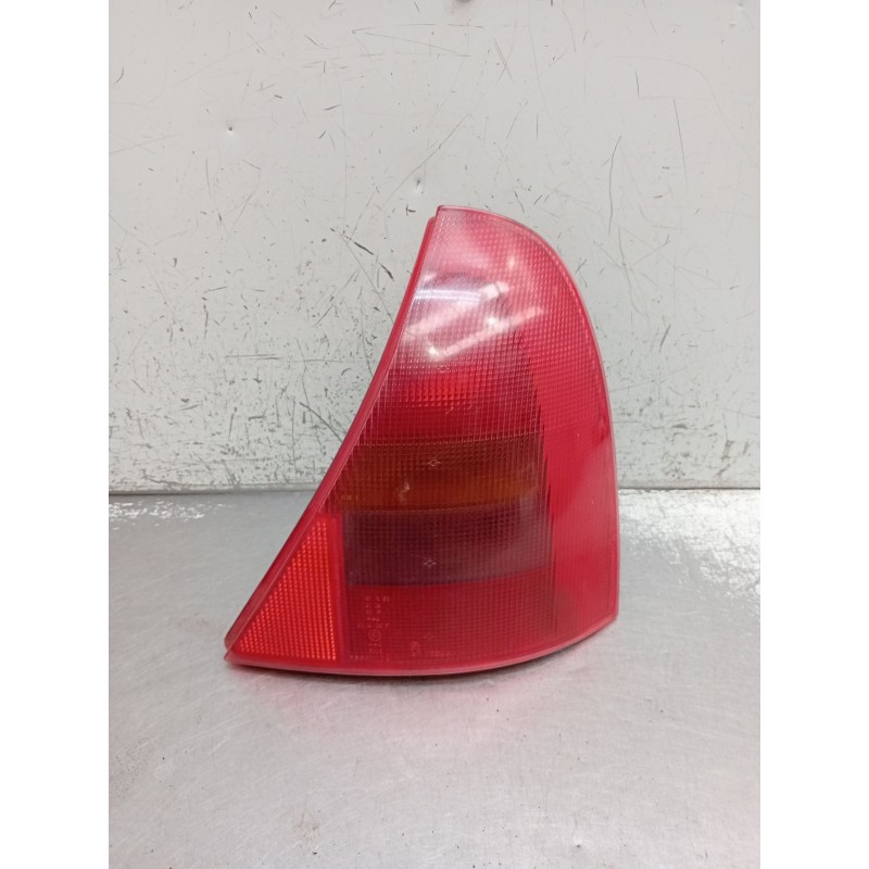 Recambio de piloto trasero derecho para renault clio ii (bb_, cb_) 1.9 d (b/cb0j) referencia OEM IAM   1998