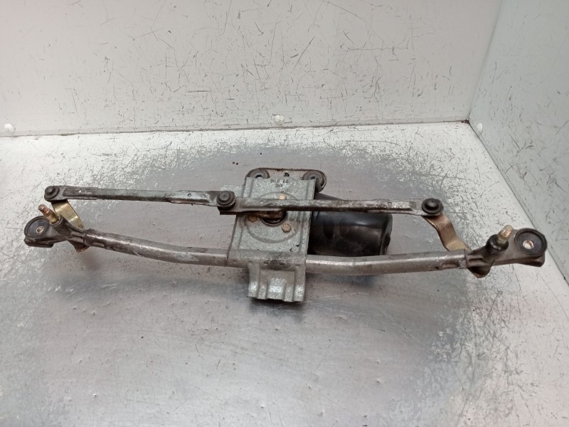 Recambio de motor limpia delantero para ford ka (rb_) 1.3 i referencia OEM IAM 0390241136 964669 97KG17B571 1996