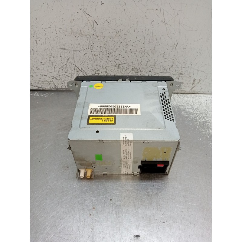 Recambio de sistema audio / radio cd para volkswagen golf v (1k1) 1.9 tdi referencia OEM IAM VWZ2Z2D2028509  2003