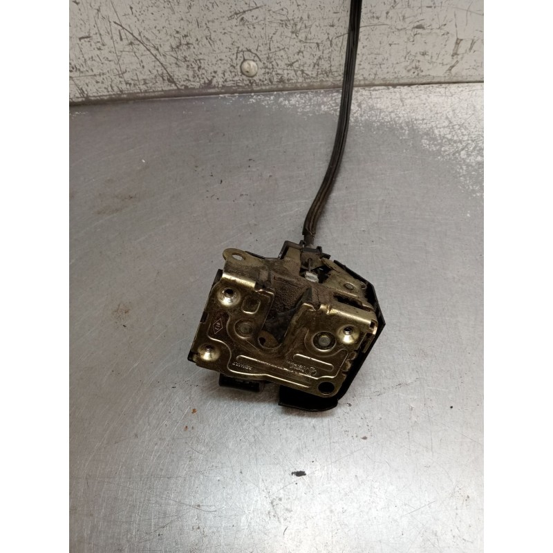Recambio de motor cierre centralizado delantero derecho para renault clio ii (bb_, cb_) 1.9 d (b/cb0j) referencia OEM IAM   1998
