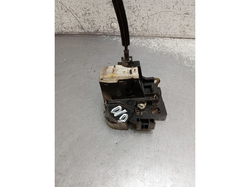 Recambio de motor cierre centralizado delantero derecho para renault clio ii (bb_, cb_) 1.9 d (b/cb0j) referencia OEM IAM   1998