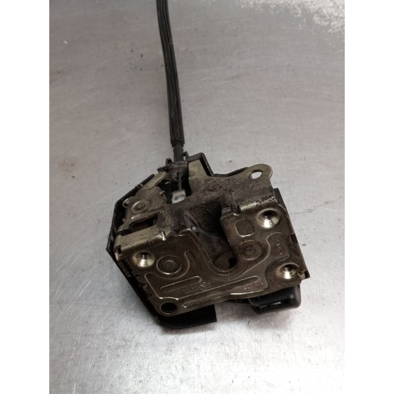 Recambio de motor cierre centralizado delantero izquierdo para renault clio ii (bb_, cb_) 1.9 d (b/cb0j) referencia OEM IAM   19
