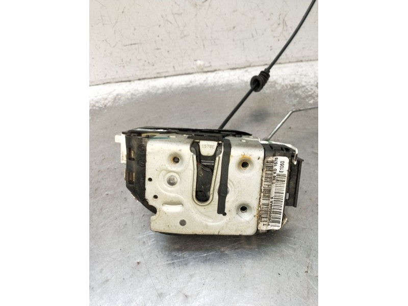 Recambio de motor cierre centralizado delantero derecho para dodge journey se referencia OEM IAM P04589694AA 5P 2009