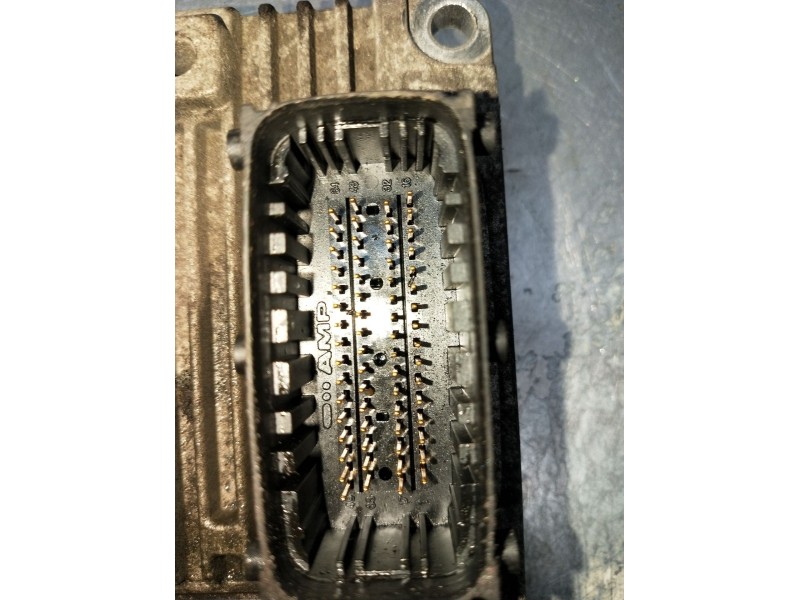 Recambio de centralita motor uce para fiat grande punto (199_) 1.4 (199axb1a) referencia OEM IAM 51780241 6160109905 5SF3M2 2005