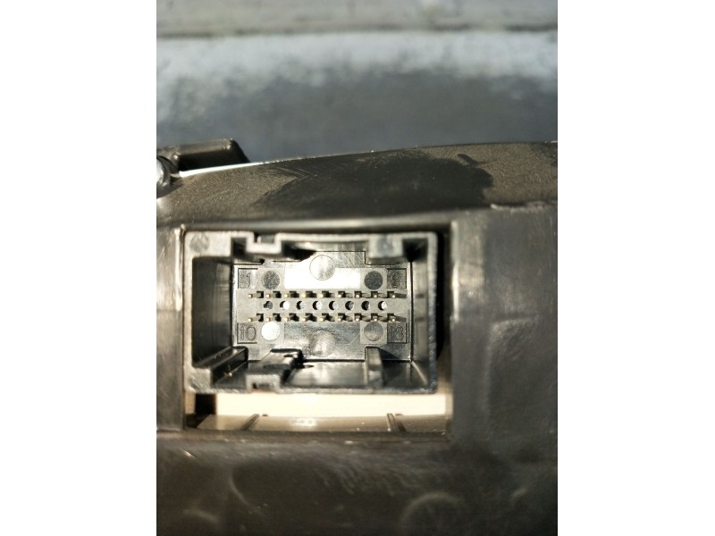 Recambio de cuadro instrumentos para fiat grande punto (199_) 1.4 (199axb1a) referencia OEM IAM 51716454690271 503001100600 2005