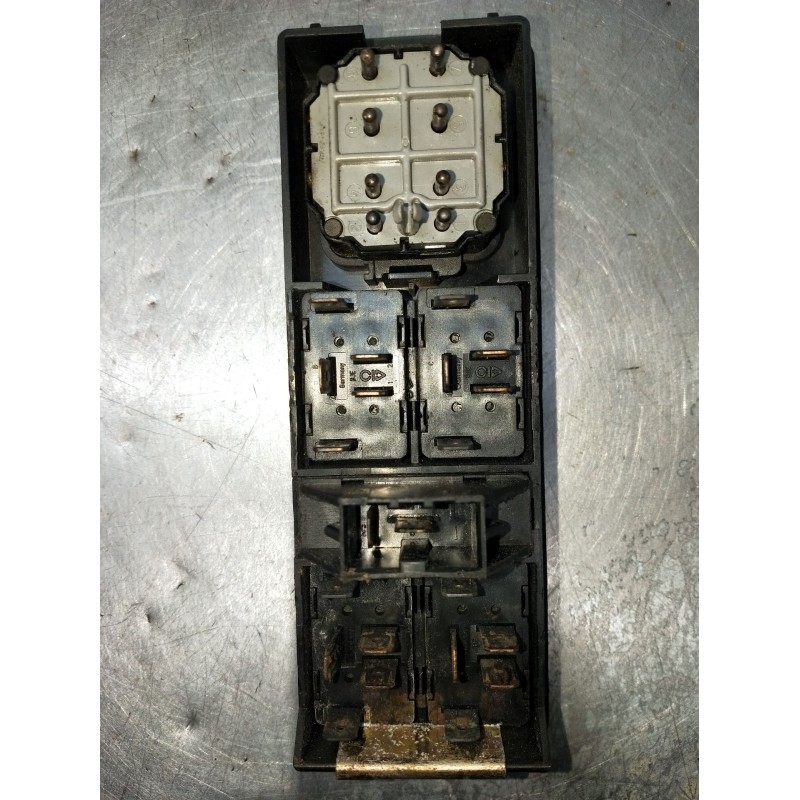 Recambio de mando elevalunas delantero izquierdo para mercedes-benz vito autobús (w638) 110 td 2.3 (638.174) referencia OEM IAM 